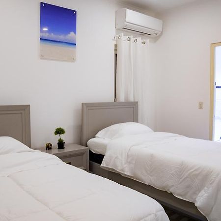 Villa Noah Palm Beach Esterno foto