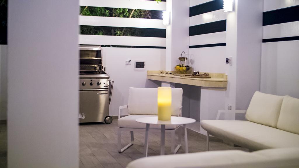 Villa Noah Palm Beach Esterno foto