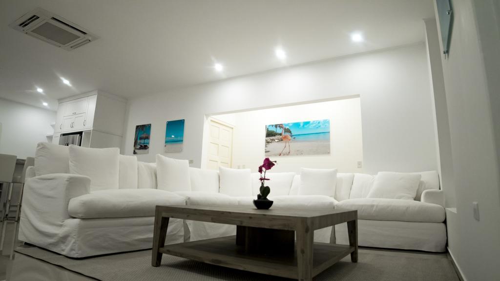 Villa Noah Palm Beach Esterno foto