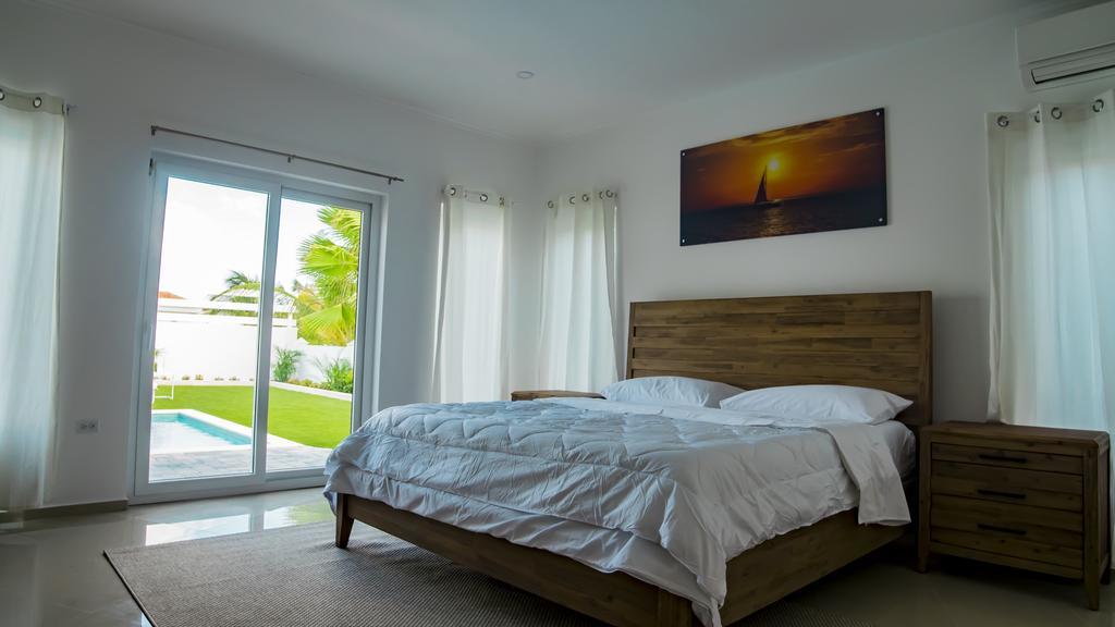 Villa Noah Palm Beach Esterno foto