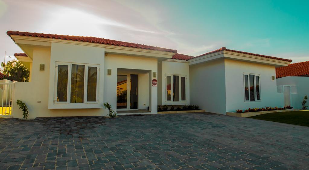 Villa Noah Palm Beach Esterno foto
