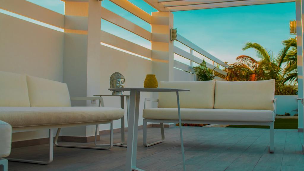 Villa Noah Palm Beach Esterno foto